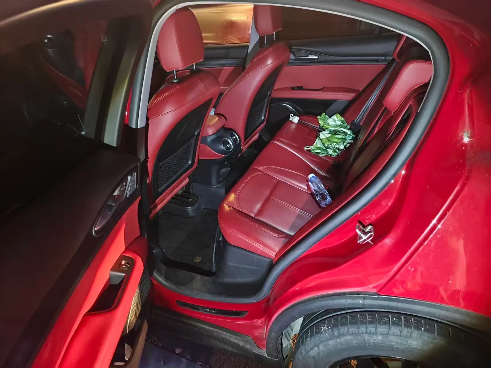 2017 ALFA ROMEO thumbnail 4