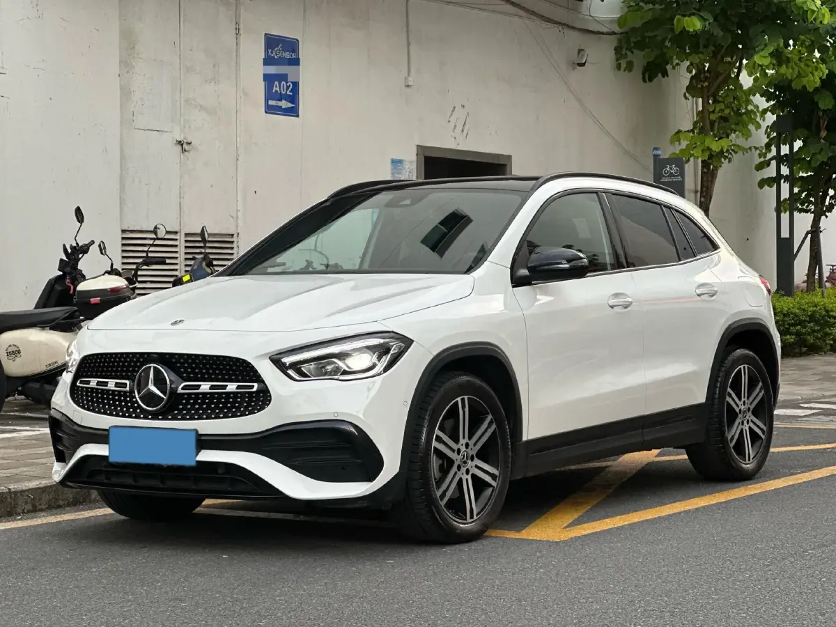 2022 Mercedes-Benz GLA Class 2.0T 190HP L4 8DCT