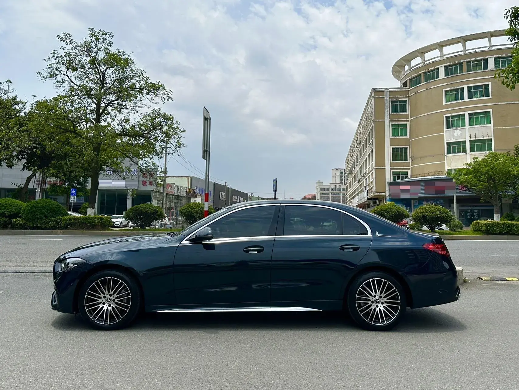 2022 MERCEDES-BENZ C thumbnail 3