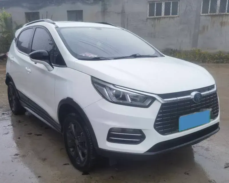 2018 BYD YUAN thumbnail 3