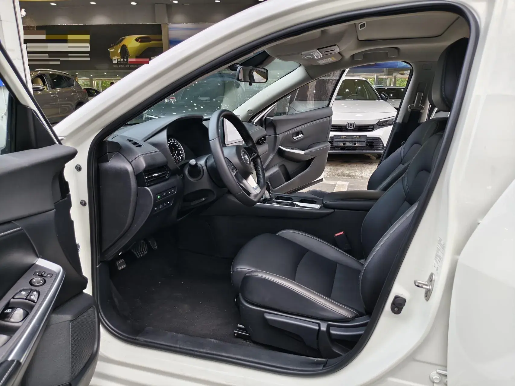 2020 NISSAN SYLPHY thumbnail 4