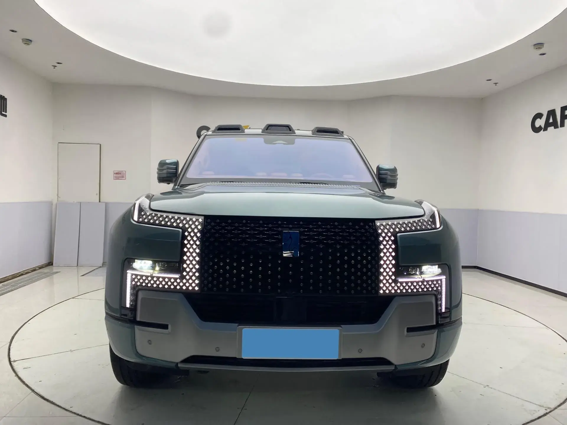 2023 YANGWANG U8 thumbnail 3