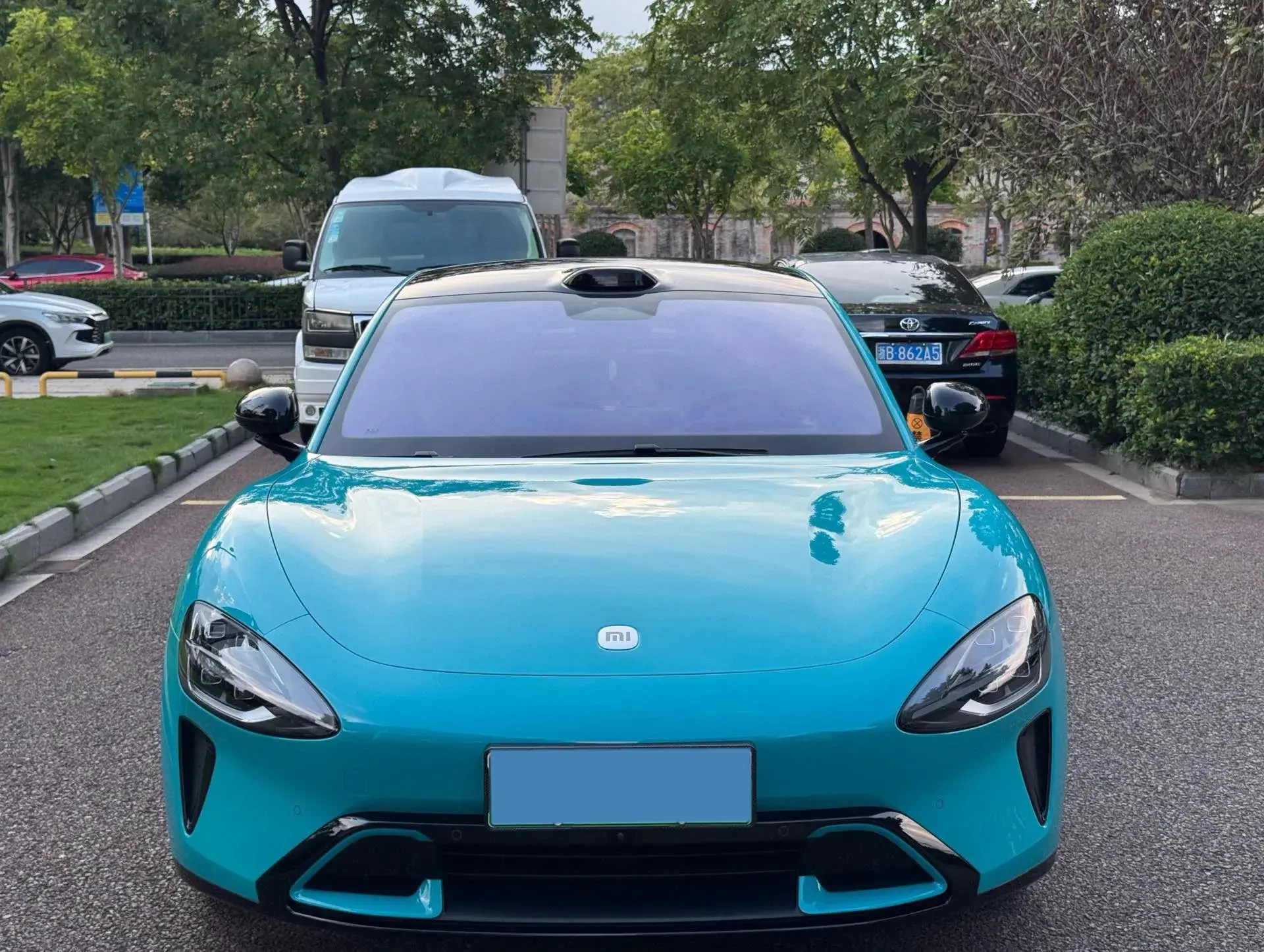 2024 MI SU7 thumbnail 2