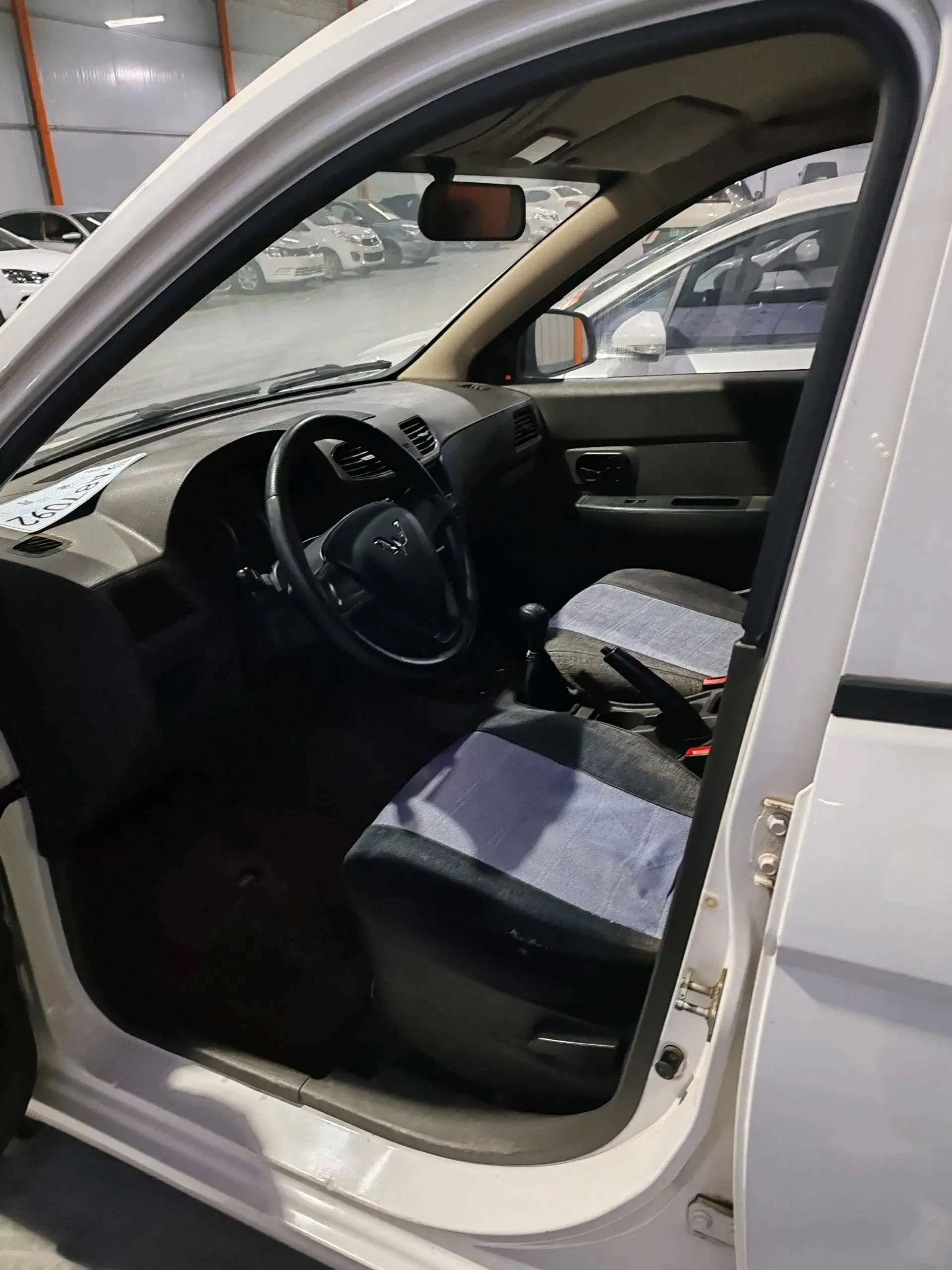 2015 WULING HONGGUANG thumbnail 2