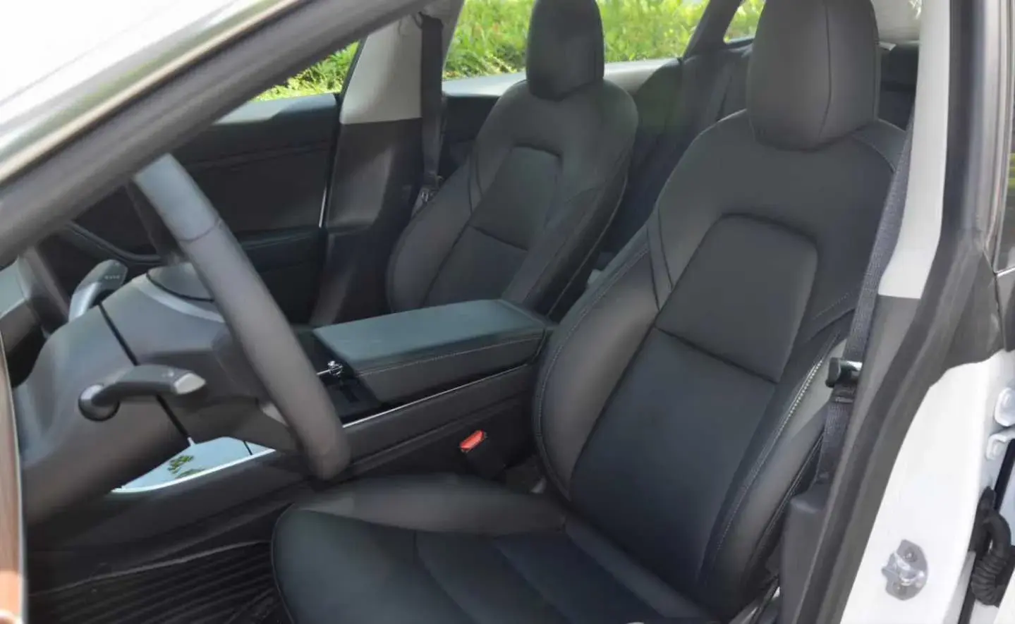 2019 TESLA MODEL thumbnail 3