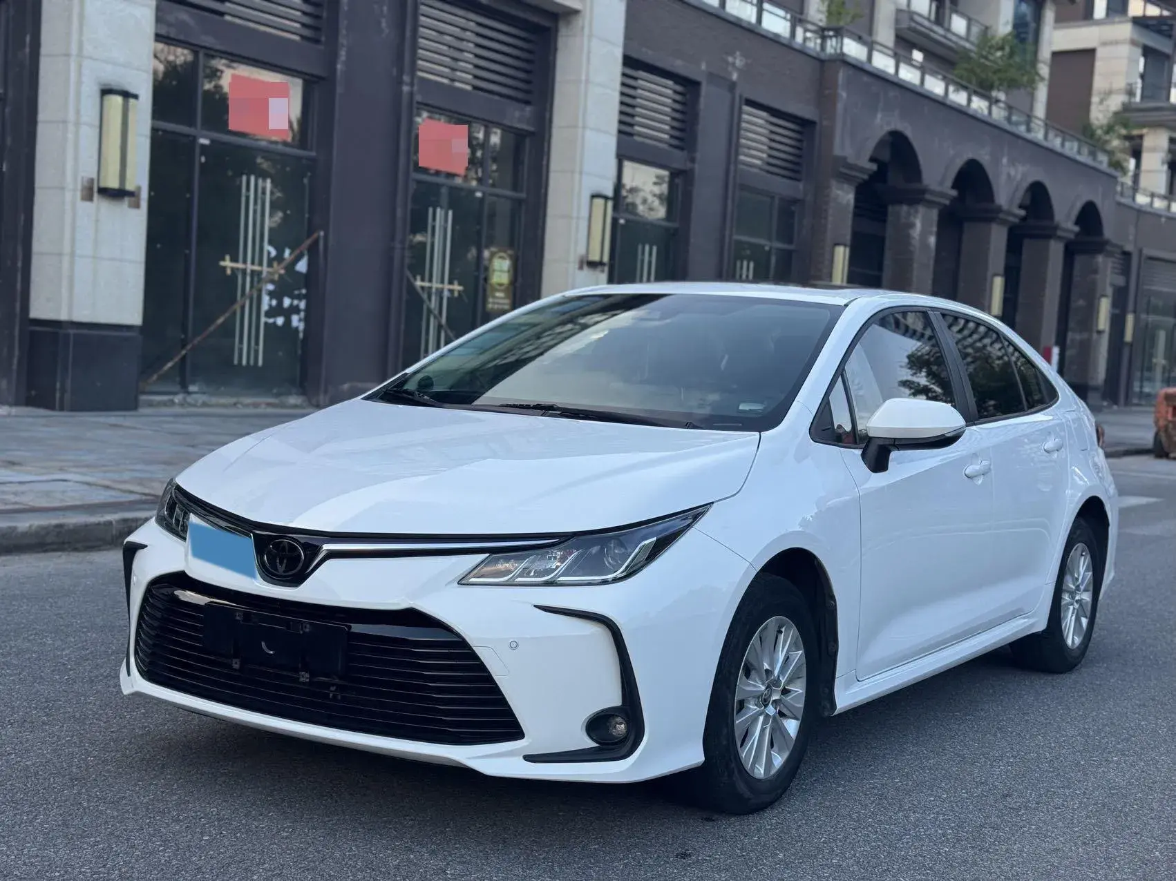 2019 TOYOTA COROLLA view 1