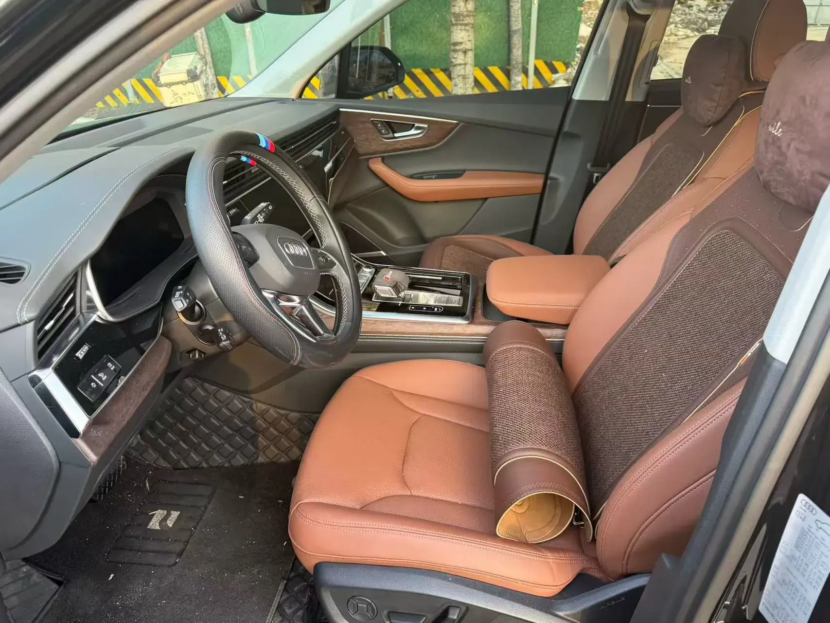 2025 AUDI Q7 thumbnail 4