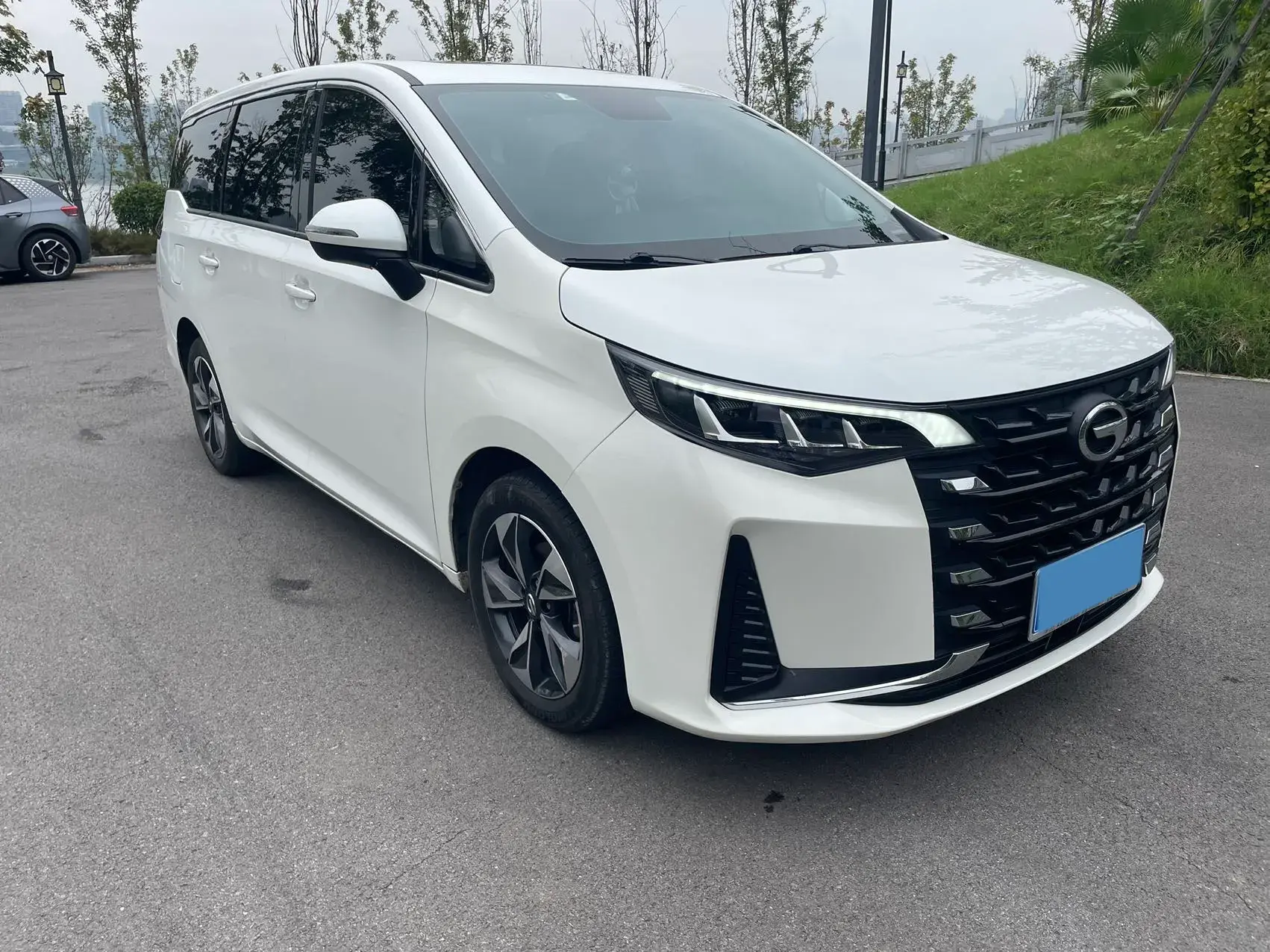 2021 GAC TRUMPCHI thumbnail 3