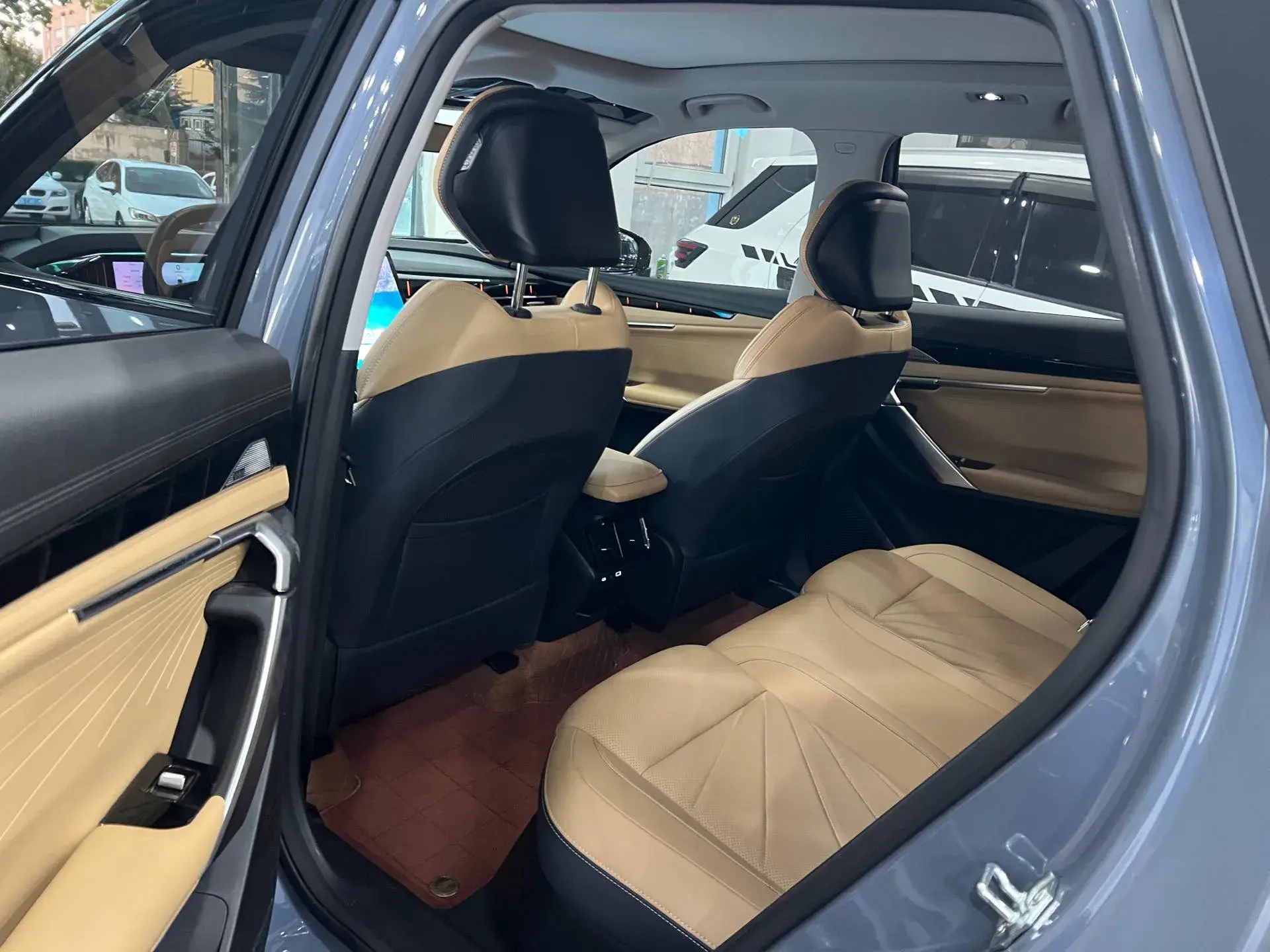 2023 GEELY STARRAY thumbnail 4