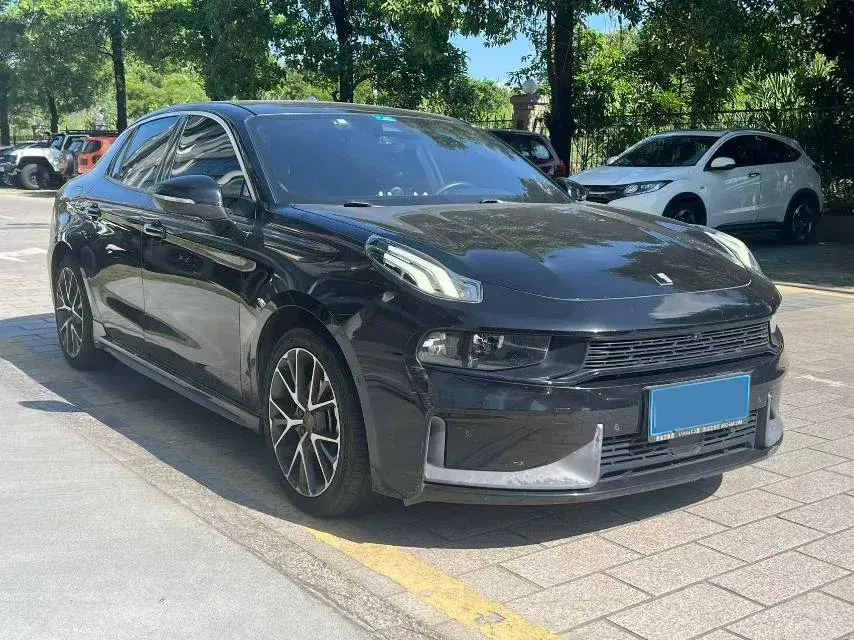 2020 LYNK&CO 03 thumbnail 3