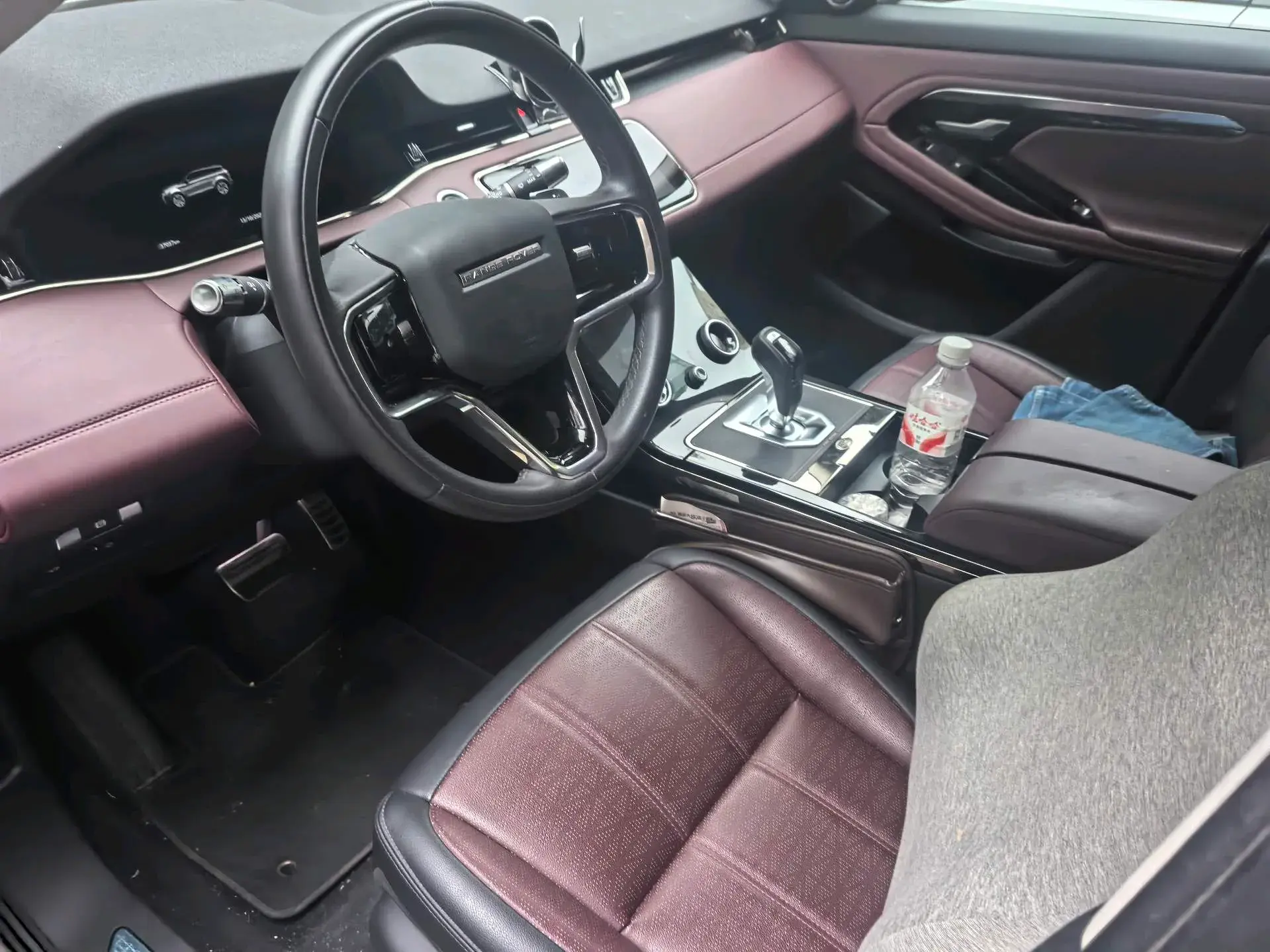 2021 LAND ROVER thumbnail 4