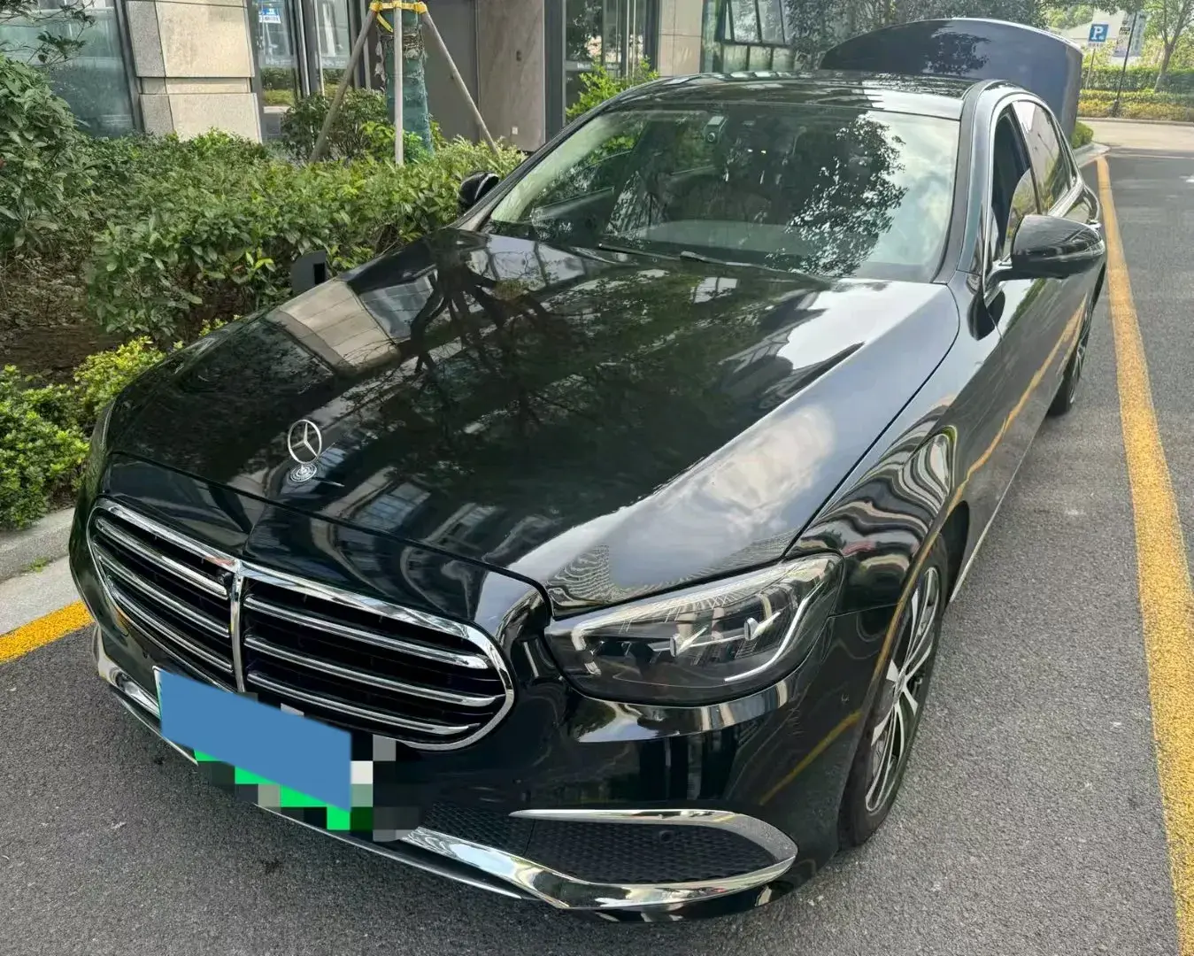 2022 MERCEDES-BENZ E view 1