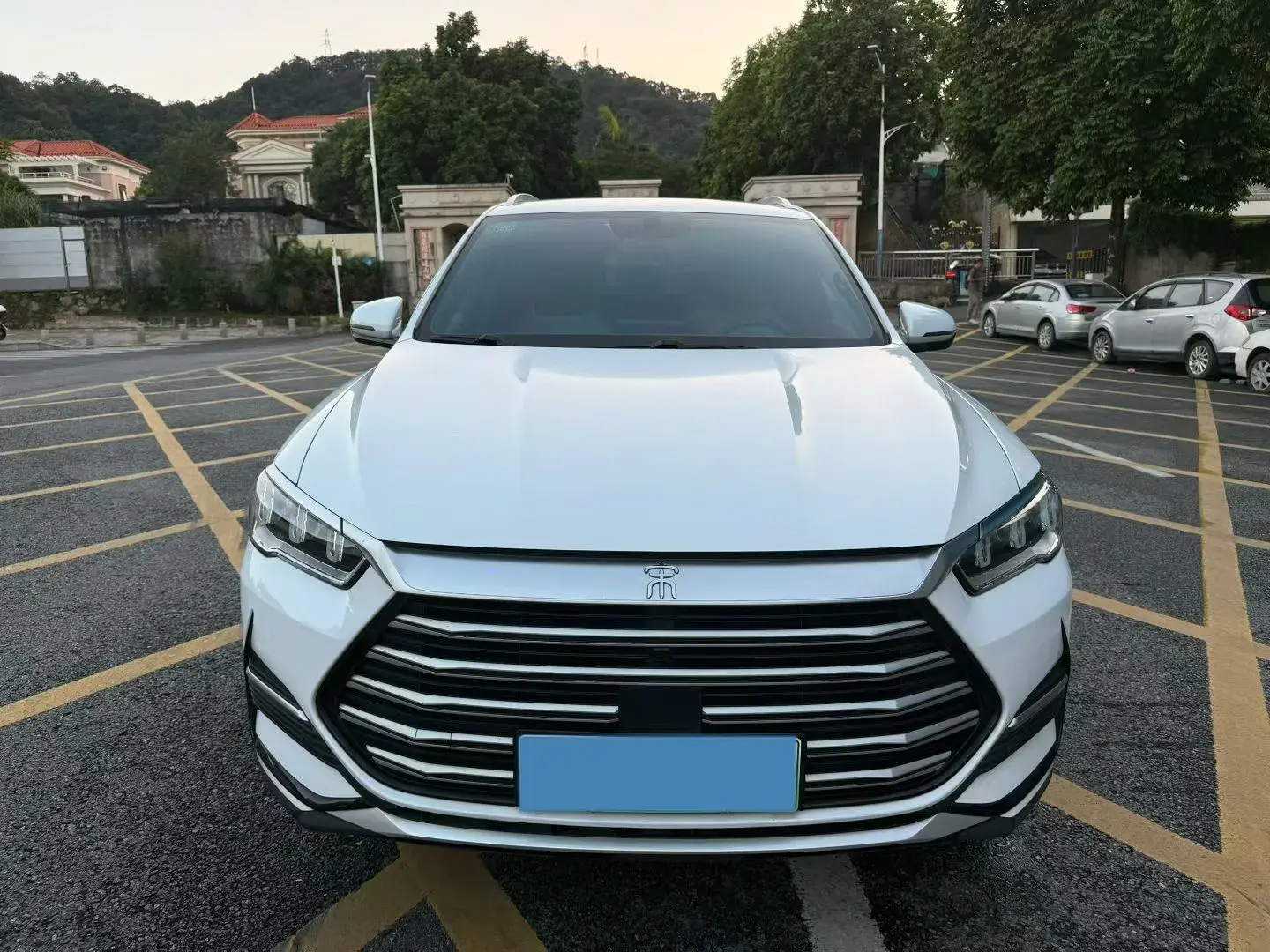 2022 BYD SONG thumbnail 2