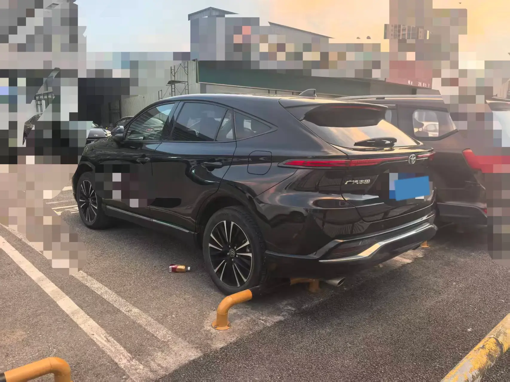 2022 TOYOTA VENZA thumbnail 4