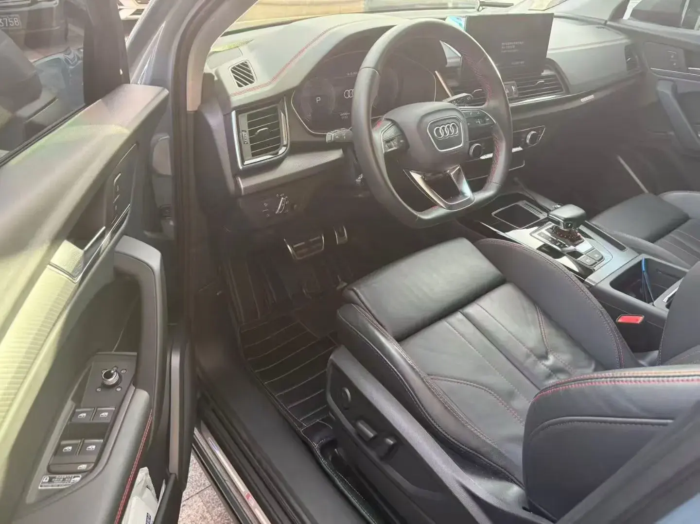 2022 AUDI Q5L thumbnail 4