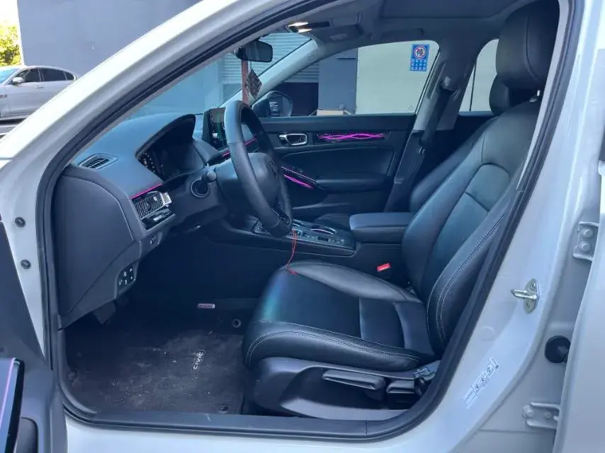 2023 HONDA CIVIC thumbnail 3