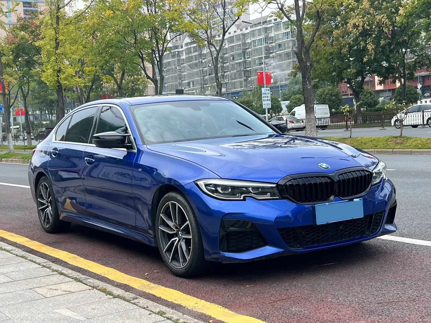 2021 BMW 3 thumbnail 3