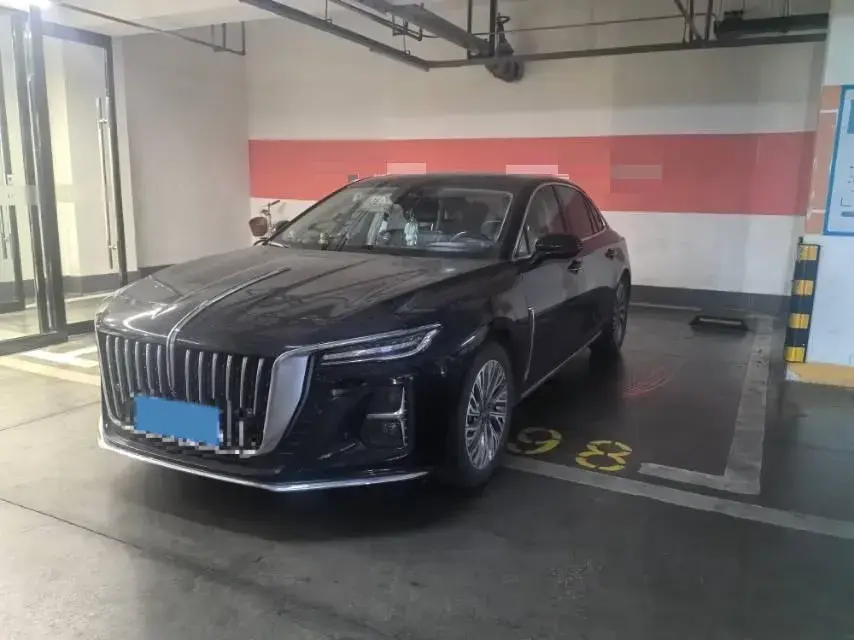 2023 HONGQI H5 view 1