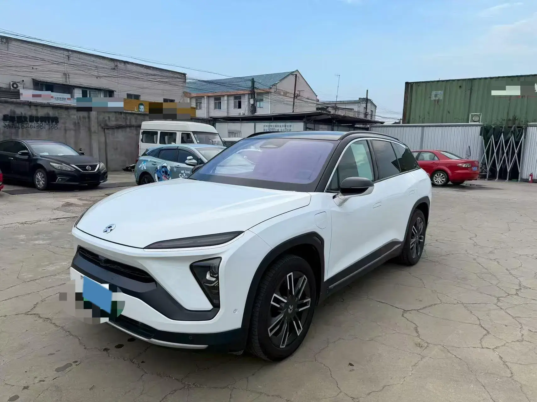 2019 NIO ES6 view 1