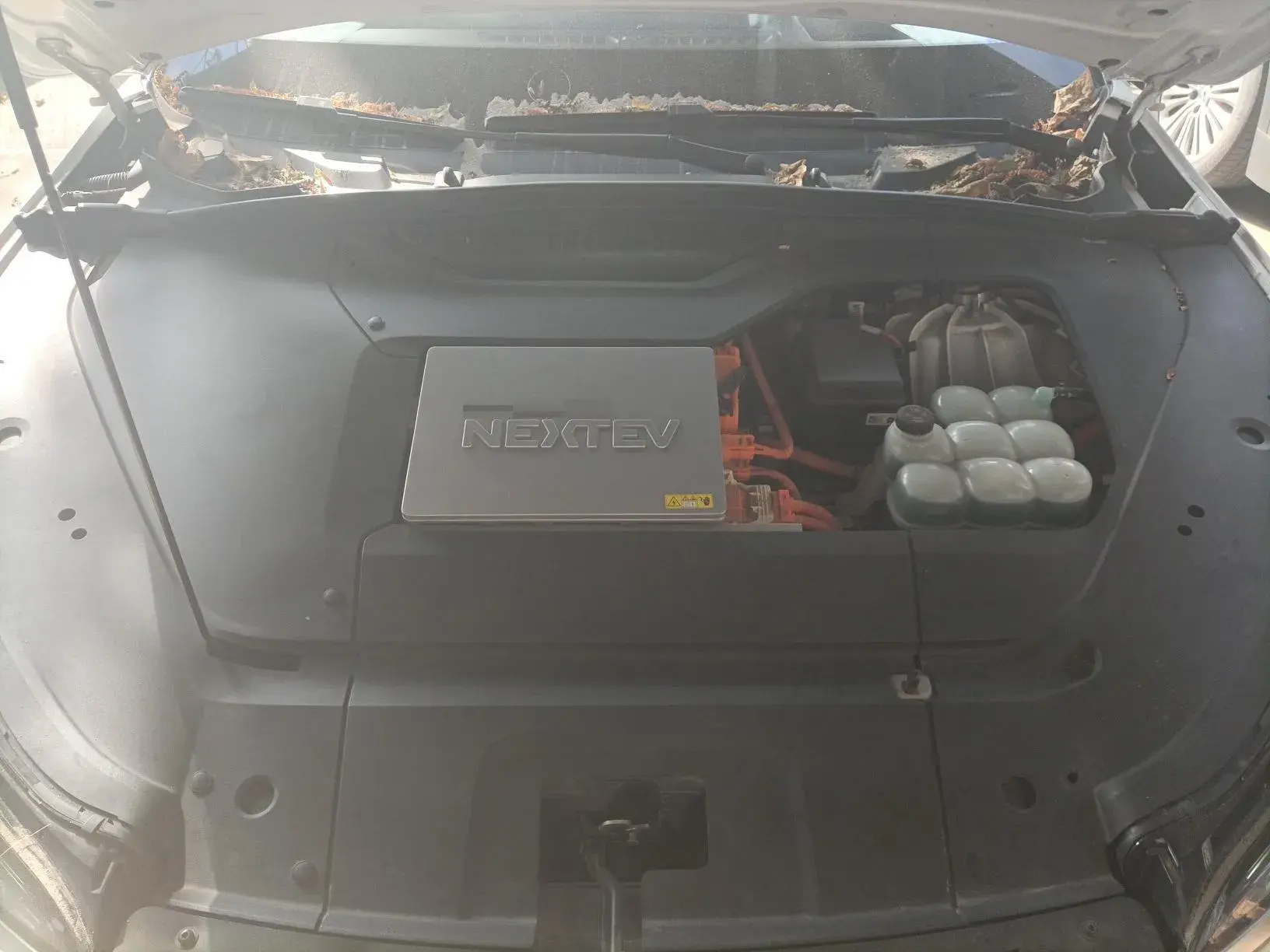 2019 NIO ES6 thumbnail 3