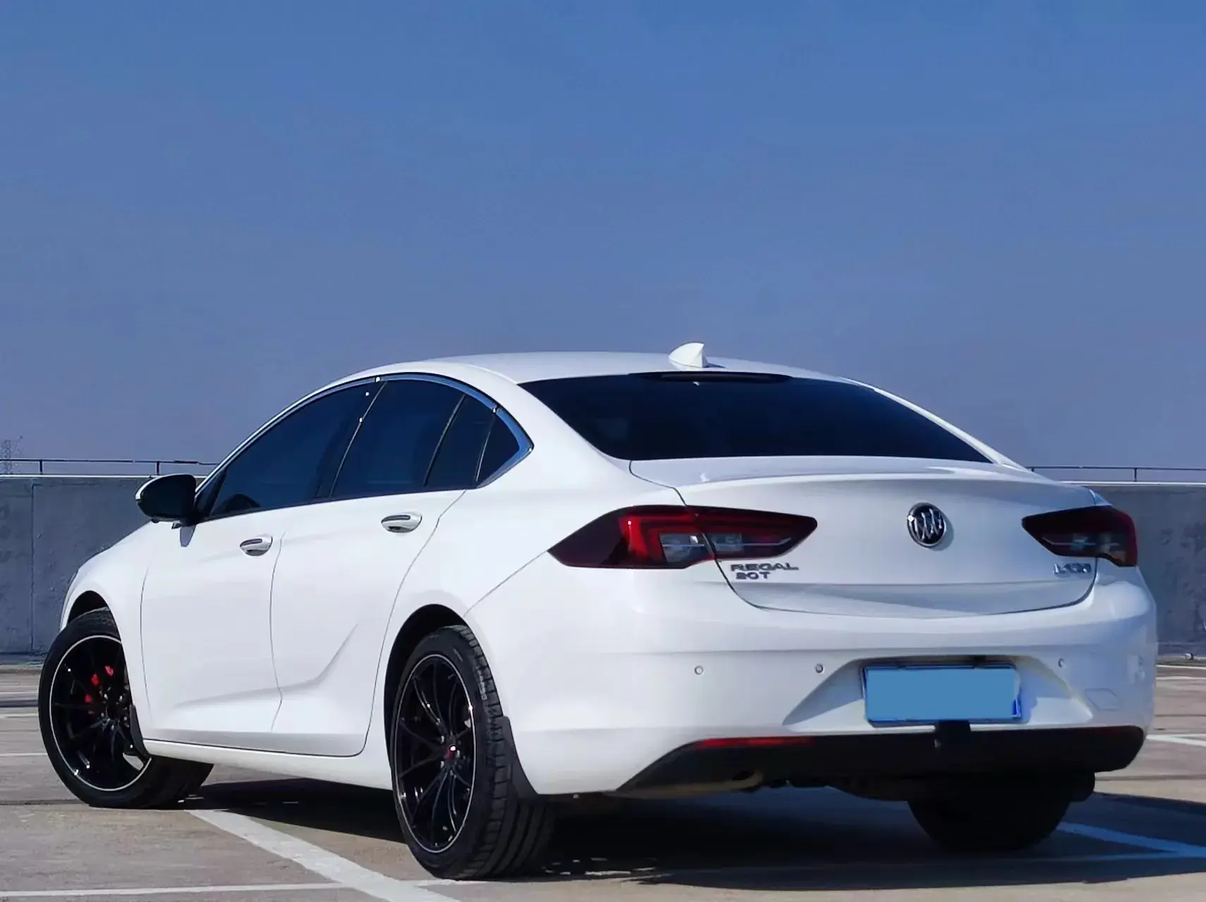 2019 BUICK REGAL thumbnail 2