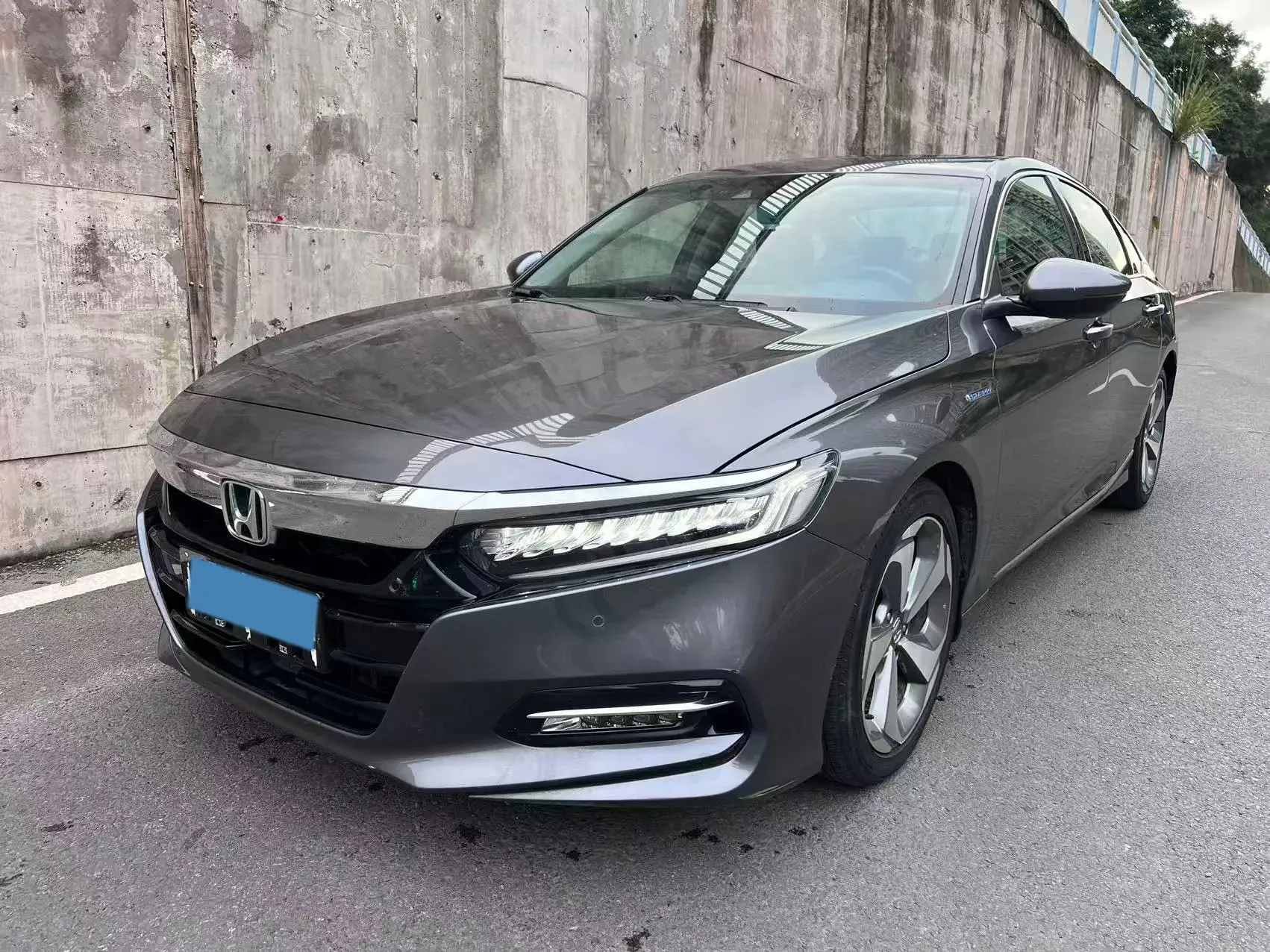 2018 HONDA ACCORD view 1