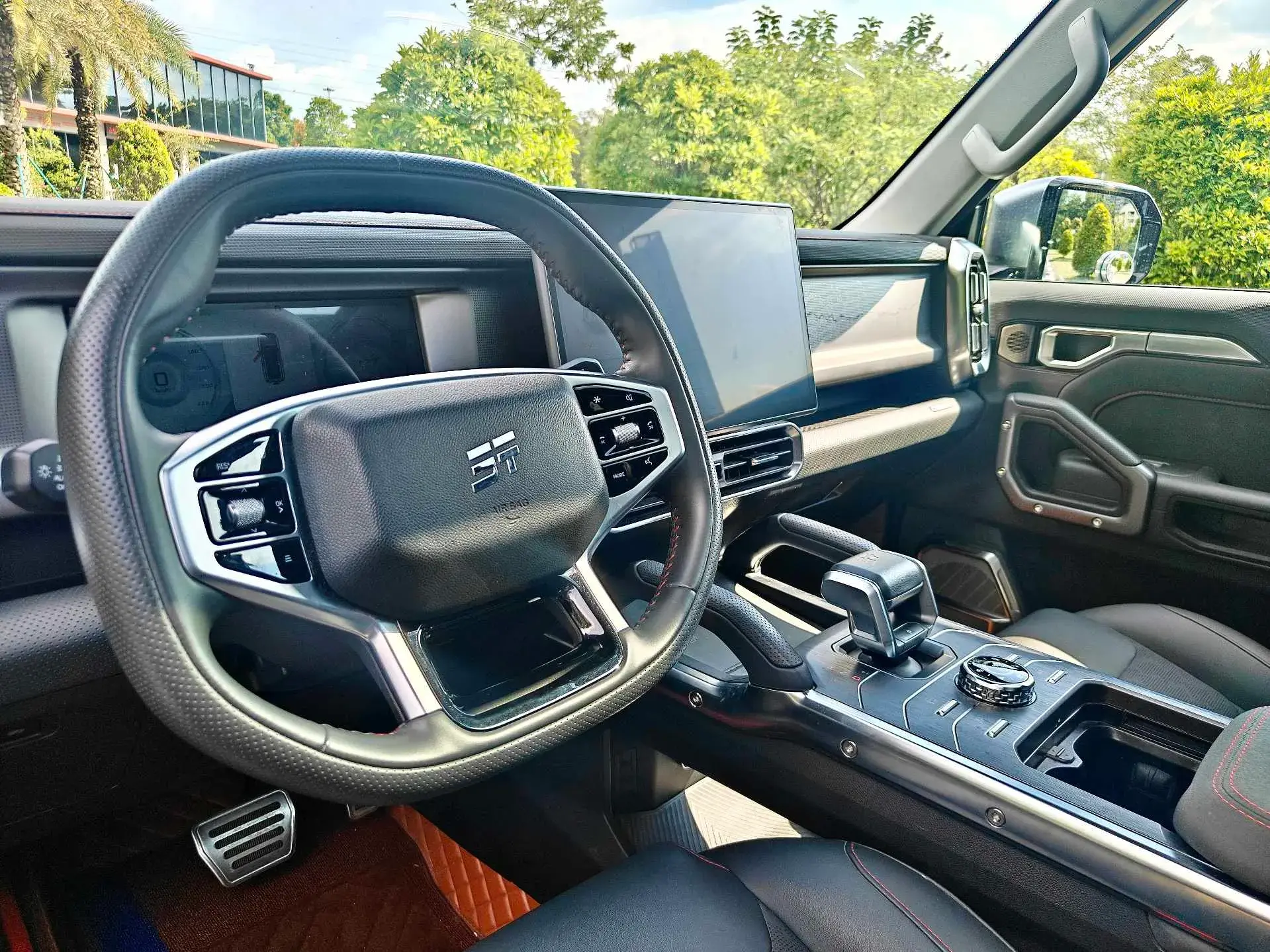 2023 JETOUR TRAVELLER thumbnail 2