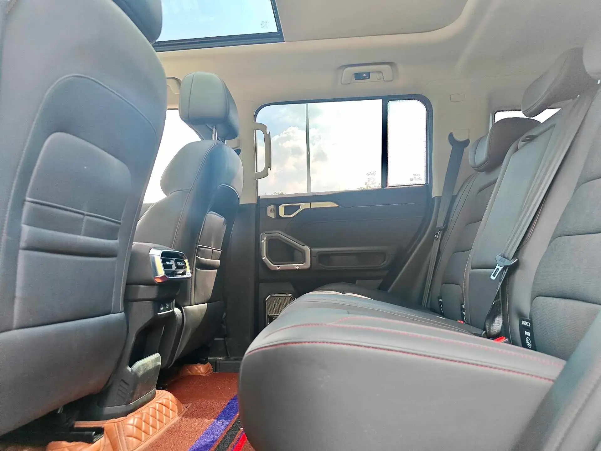 2023 JETOUR TRAVELLER thumbnail 4