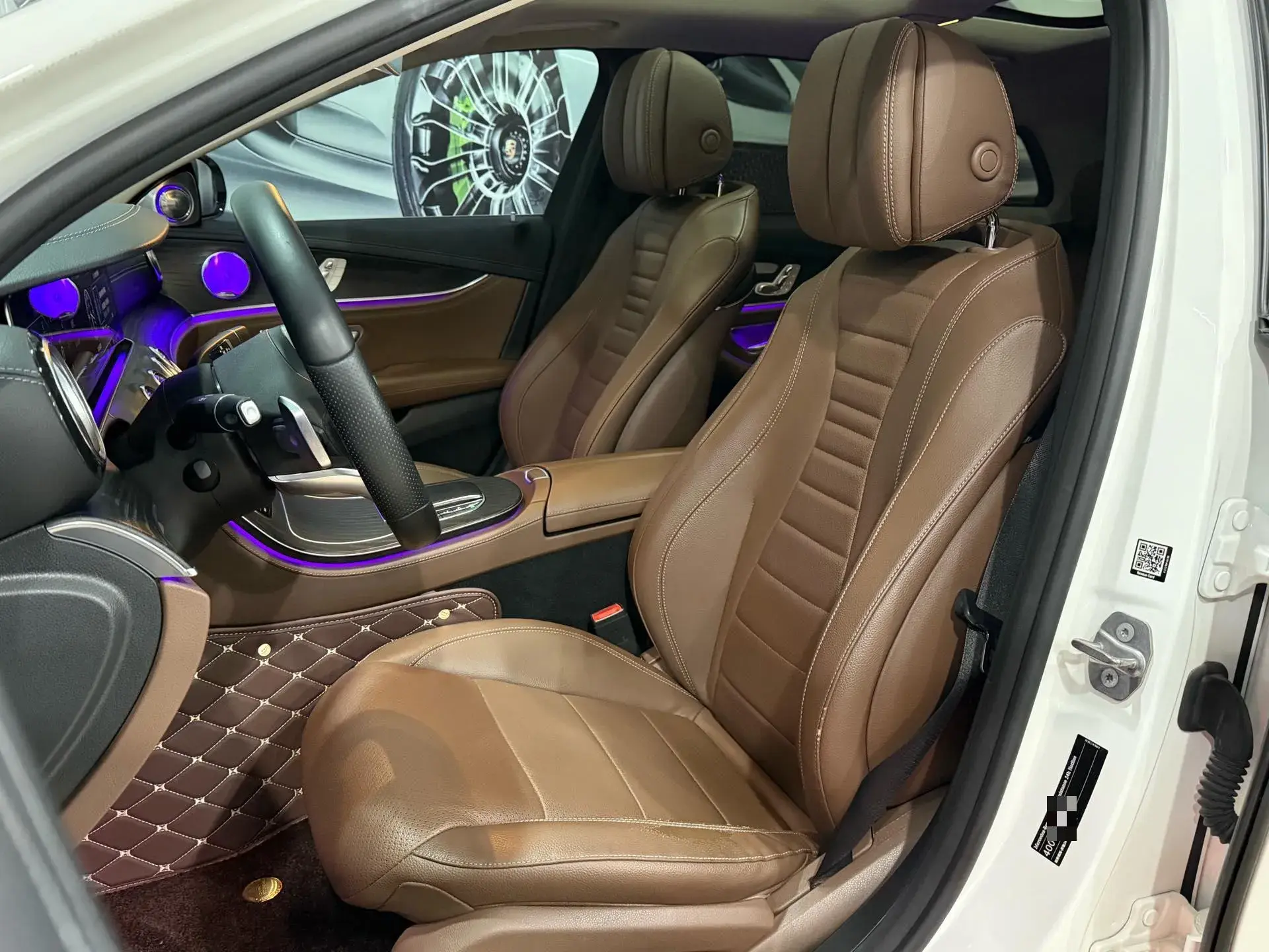 2020 MERCEDES-BENZ E thumbnail 4