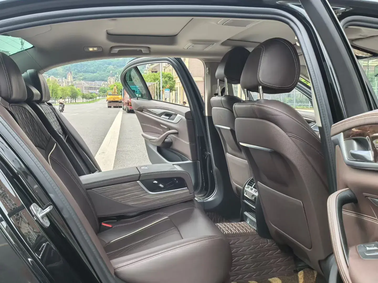 2022 MERCEDES-BENZ C thumbnail 4