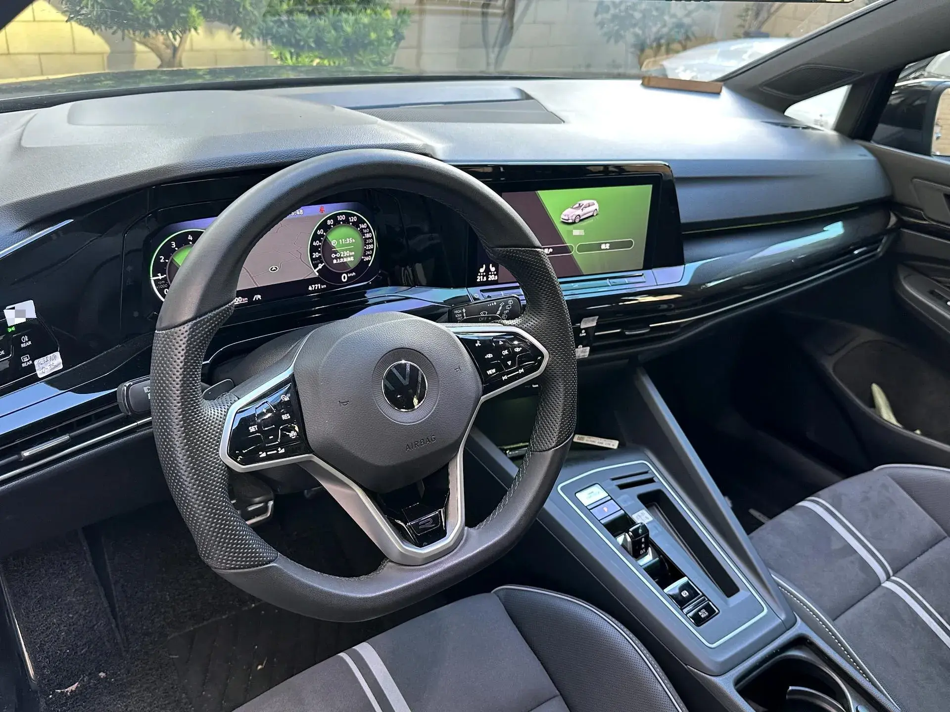 2023 VOLKSWAGEN GOLF thumbnail 4