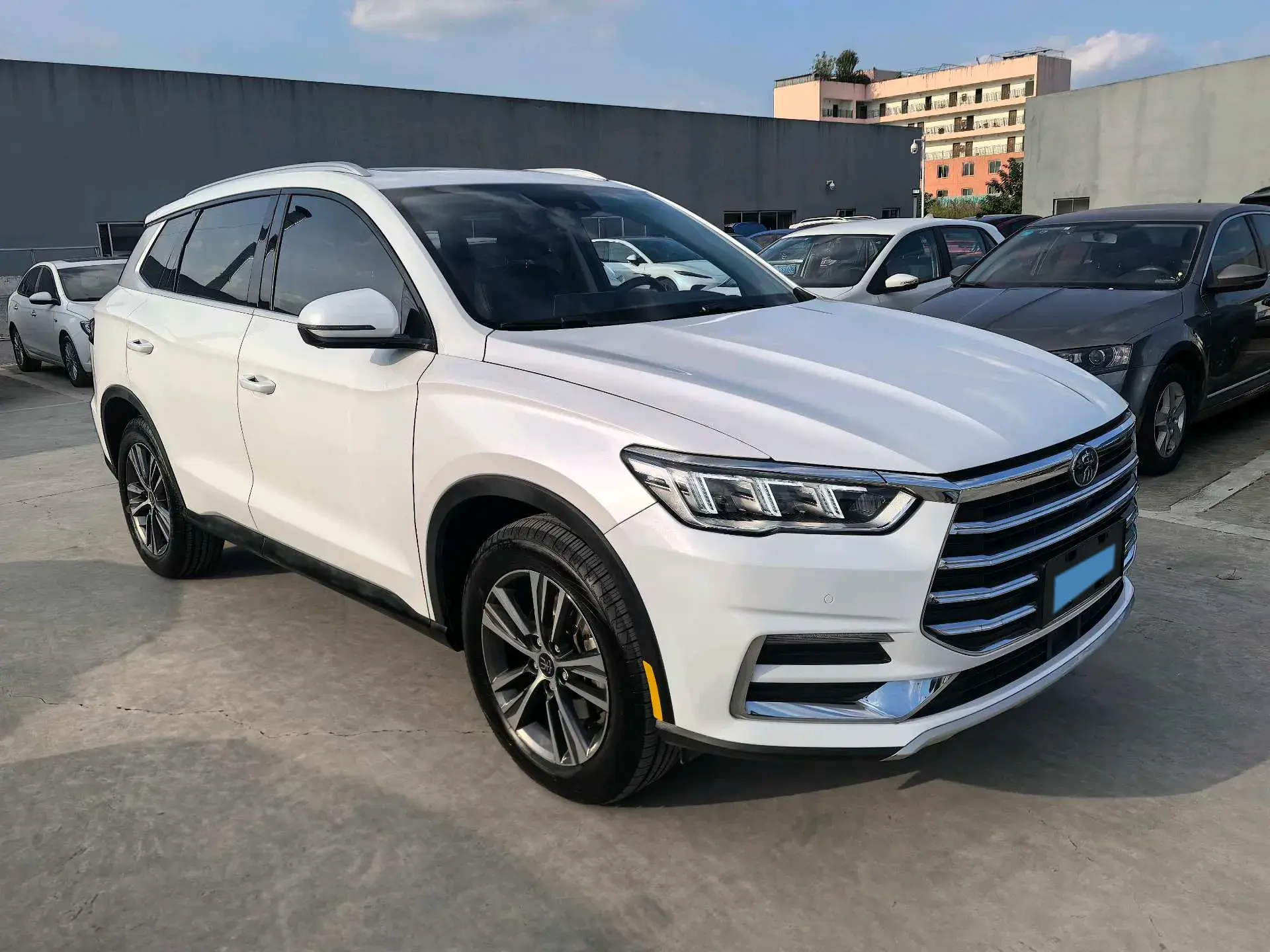 2019 BYD SONG thumbnail 3