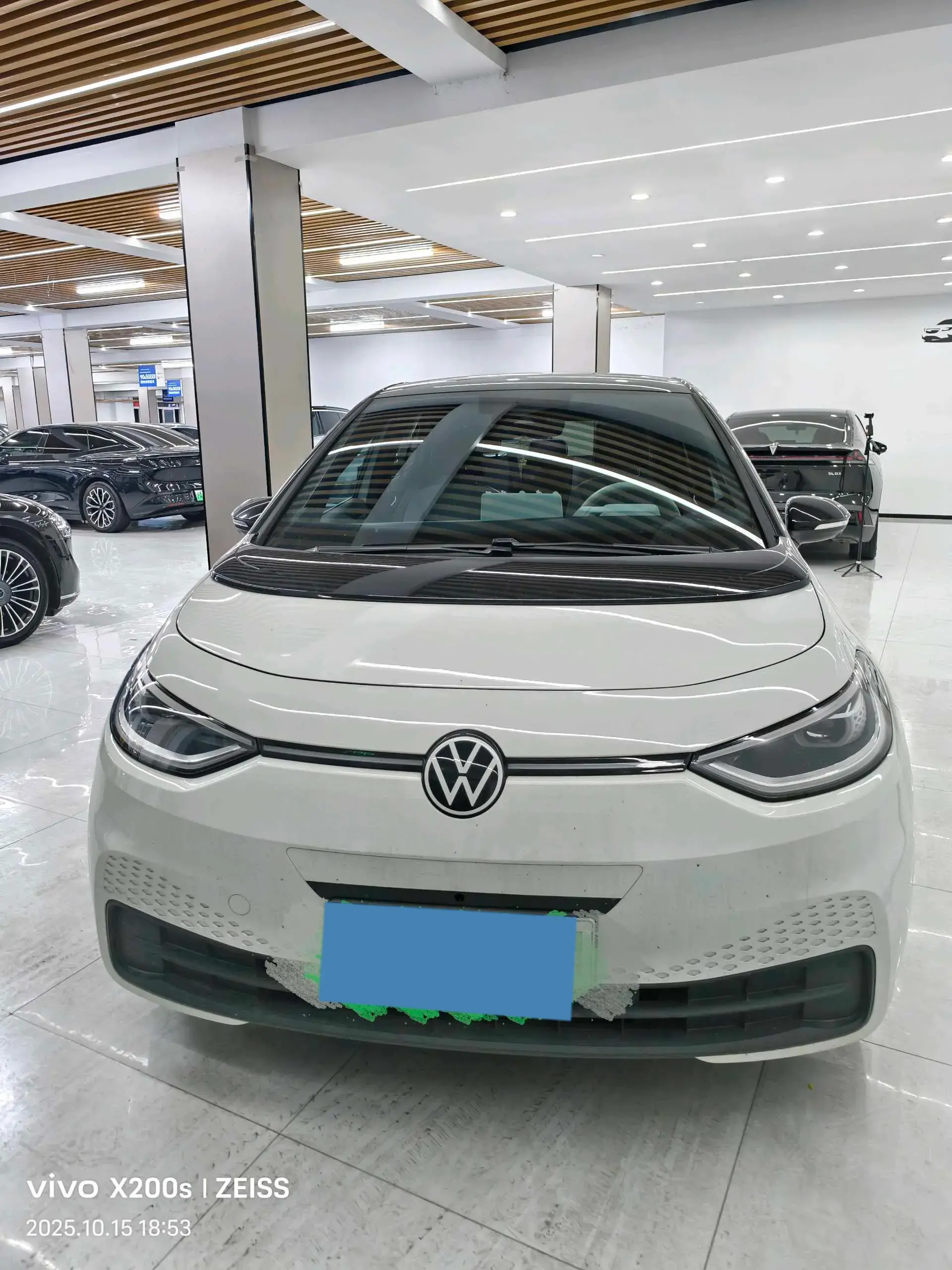 2024 VOLKSWAGEN ID.3 thumbnail 2