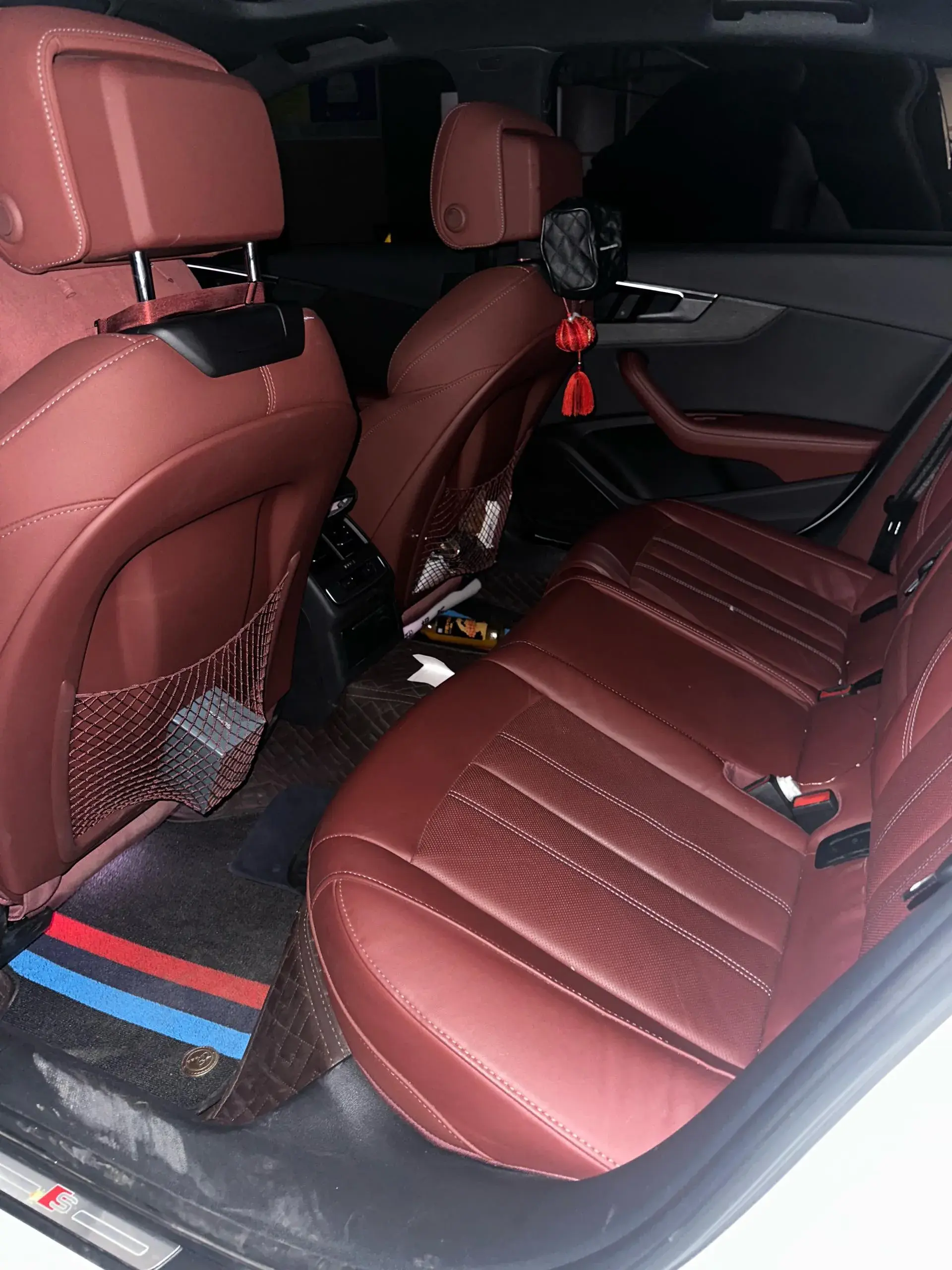 2023 AUDI A4L thumbnail 3