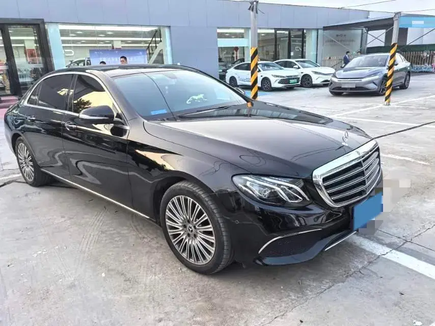 2020 MERCEDES-BENZ E thumbnail 3