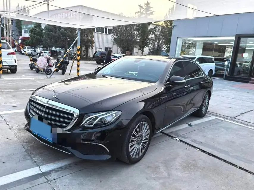 2020 MERCEDES-BENZ E view 1