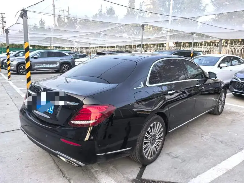 2020 MERCEDES-BENZ E thumbnail 4