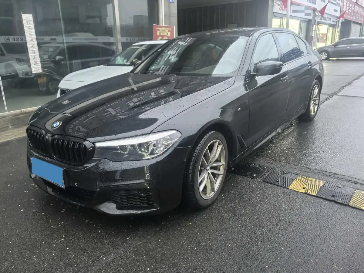 2020 BMW 5 Series 2.0T 184HP L4 8AT