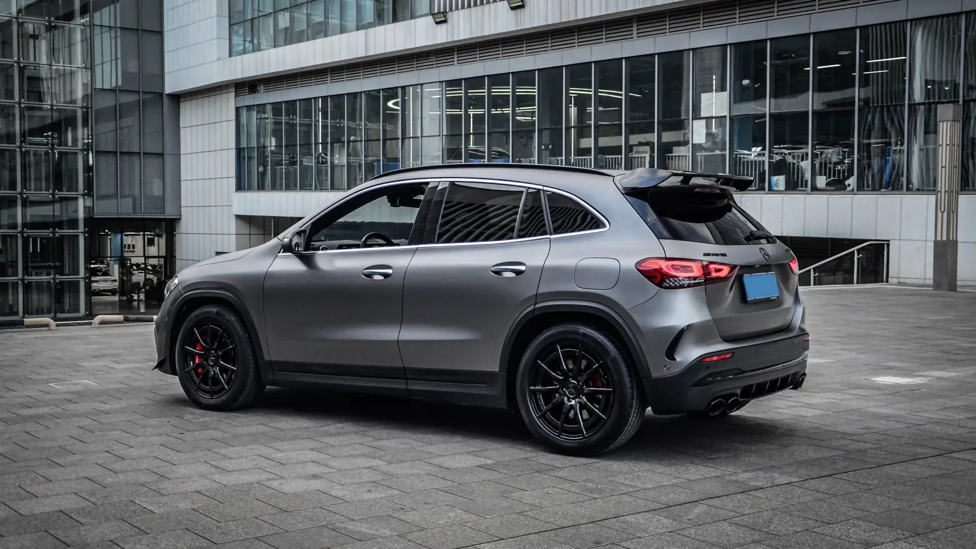 2021 MERCEDES-BENZ GLA thumbnail 4