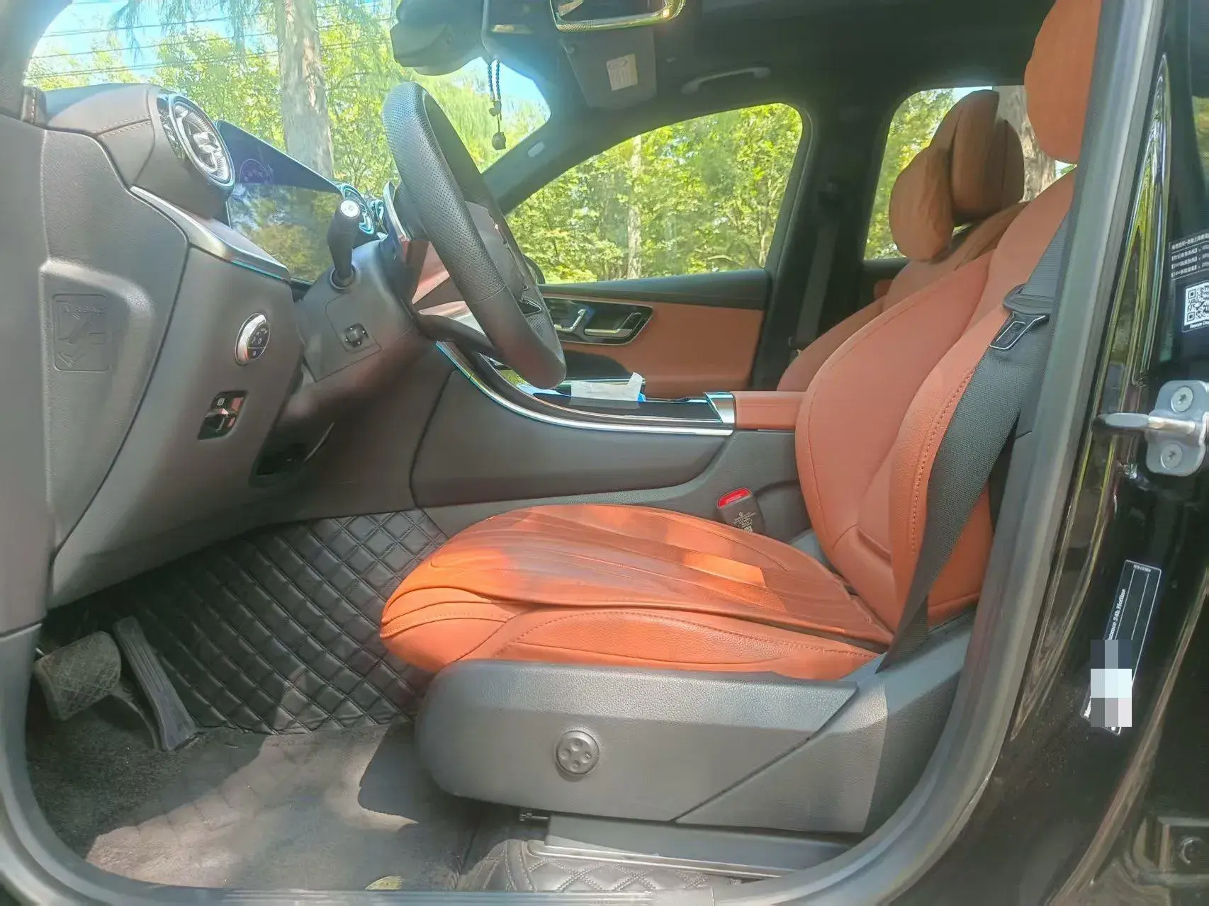 2023 MERCEDES-BENZ GLC thumbnail 3