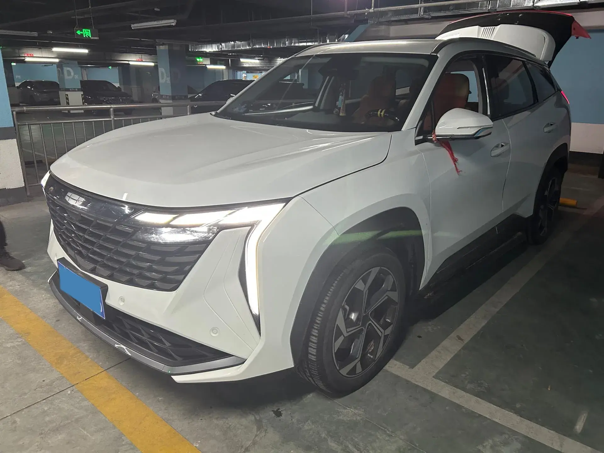 2023 GEELY STARRAY view 1