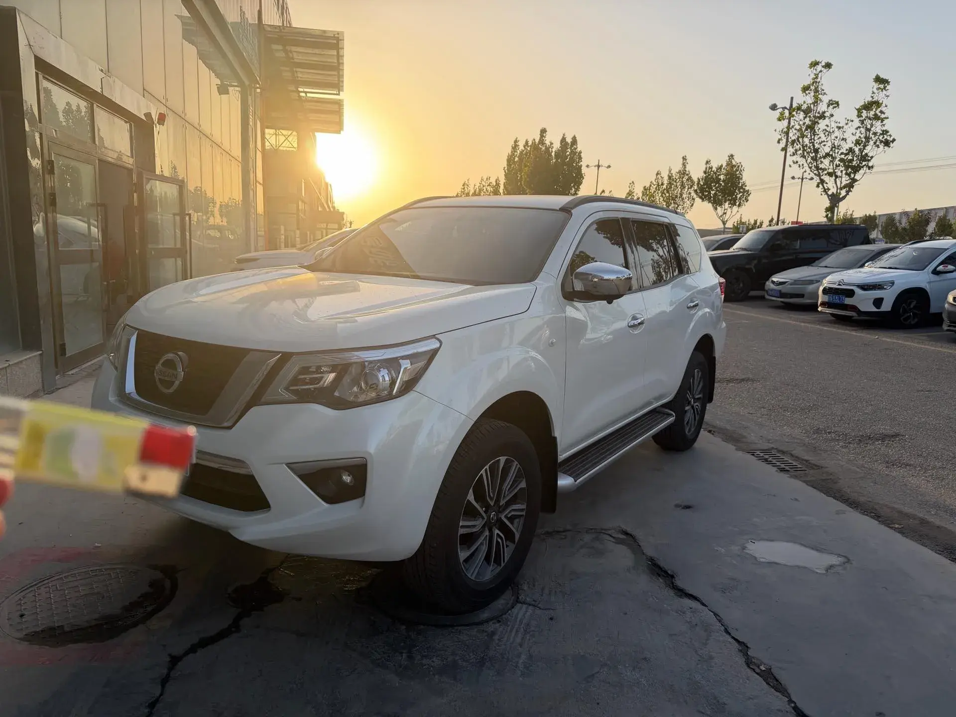 2020 NISSAN TERRA view 1