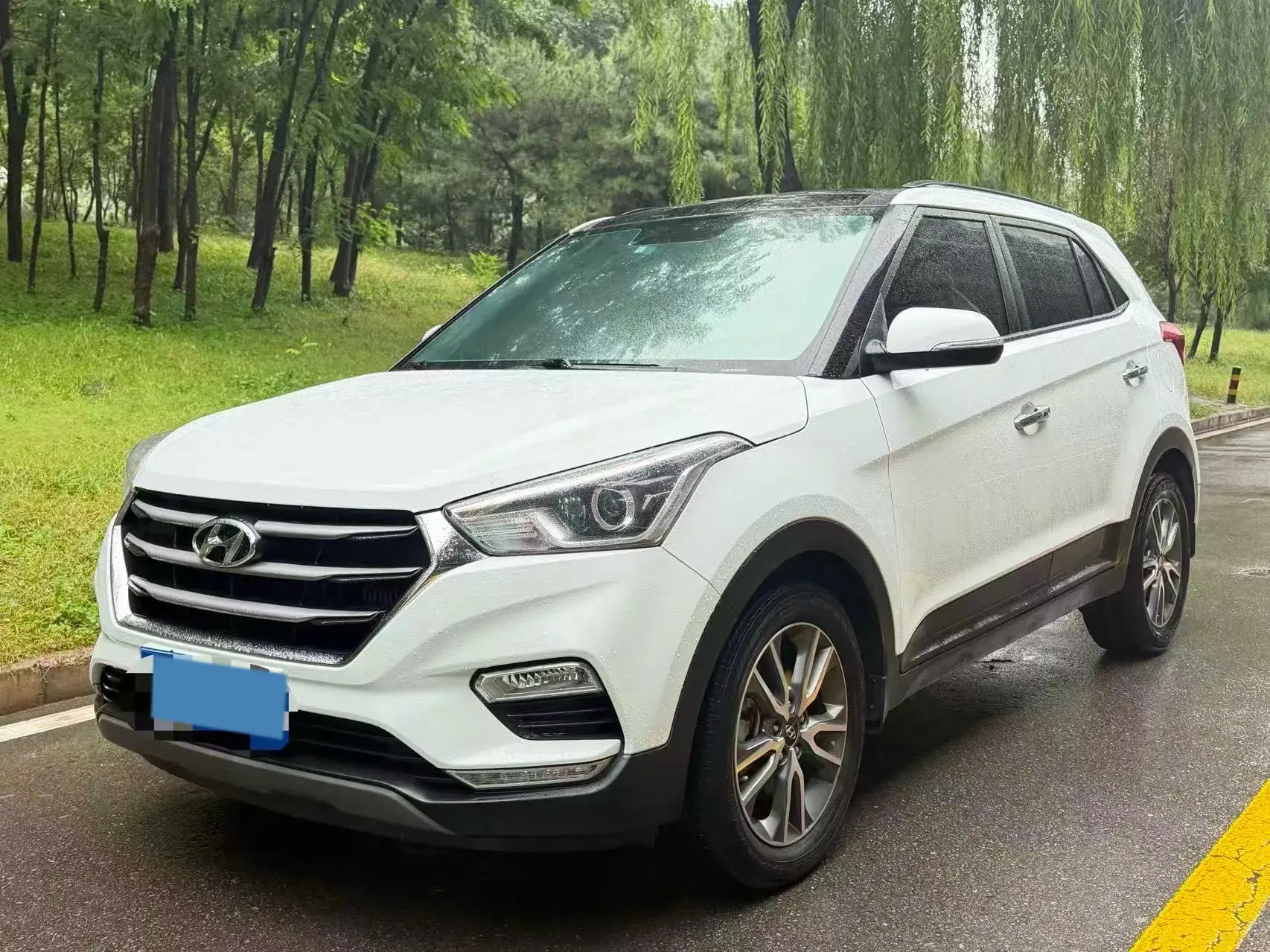 2017 HYUNDAI IX25 view 1