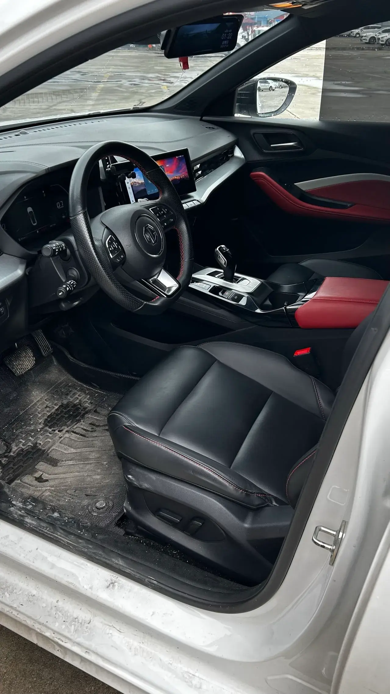 2022 MG 5 thumbnail 3