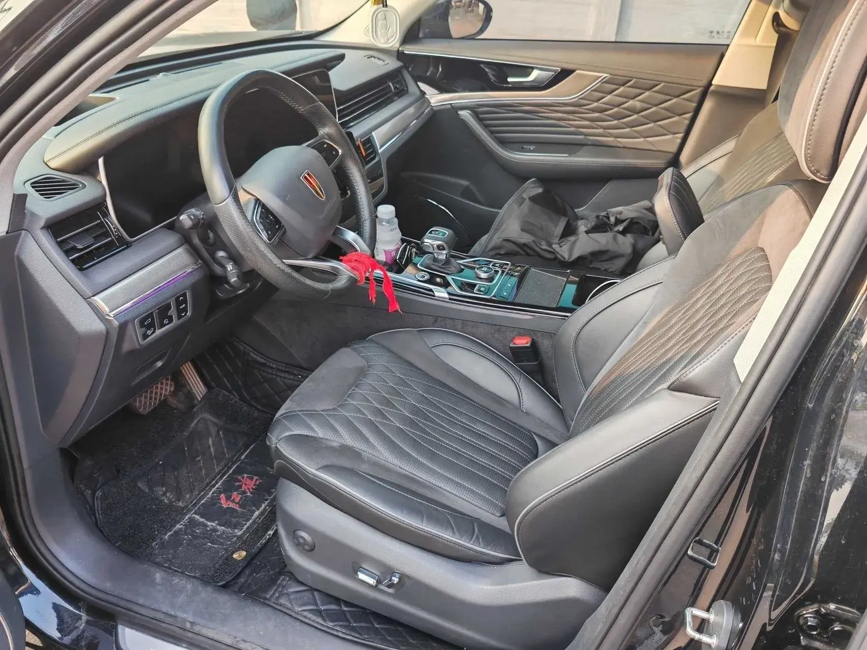 2022 HONGQI HS5 thumbnail 4