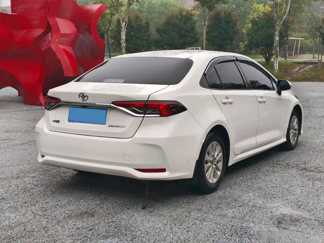 2021 TOYOTA COROLLA thumbnail 4