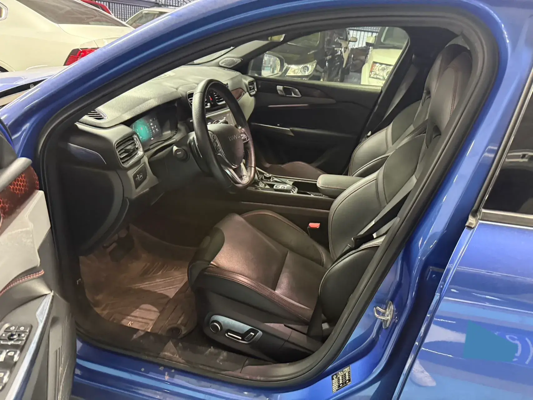 2019 LYNK&CO 03 thumbnail 2