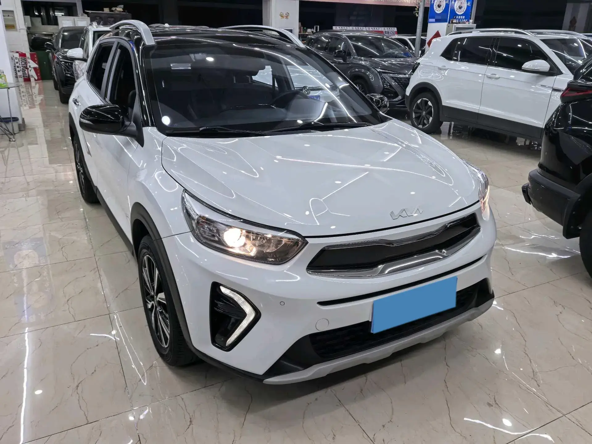 2021 KIA KX1 thumbnail 3
