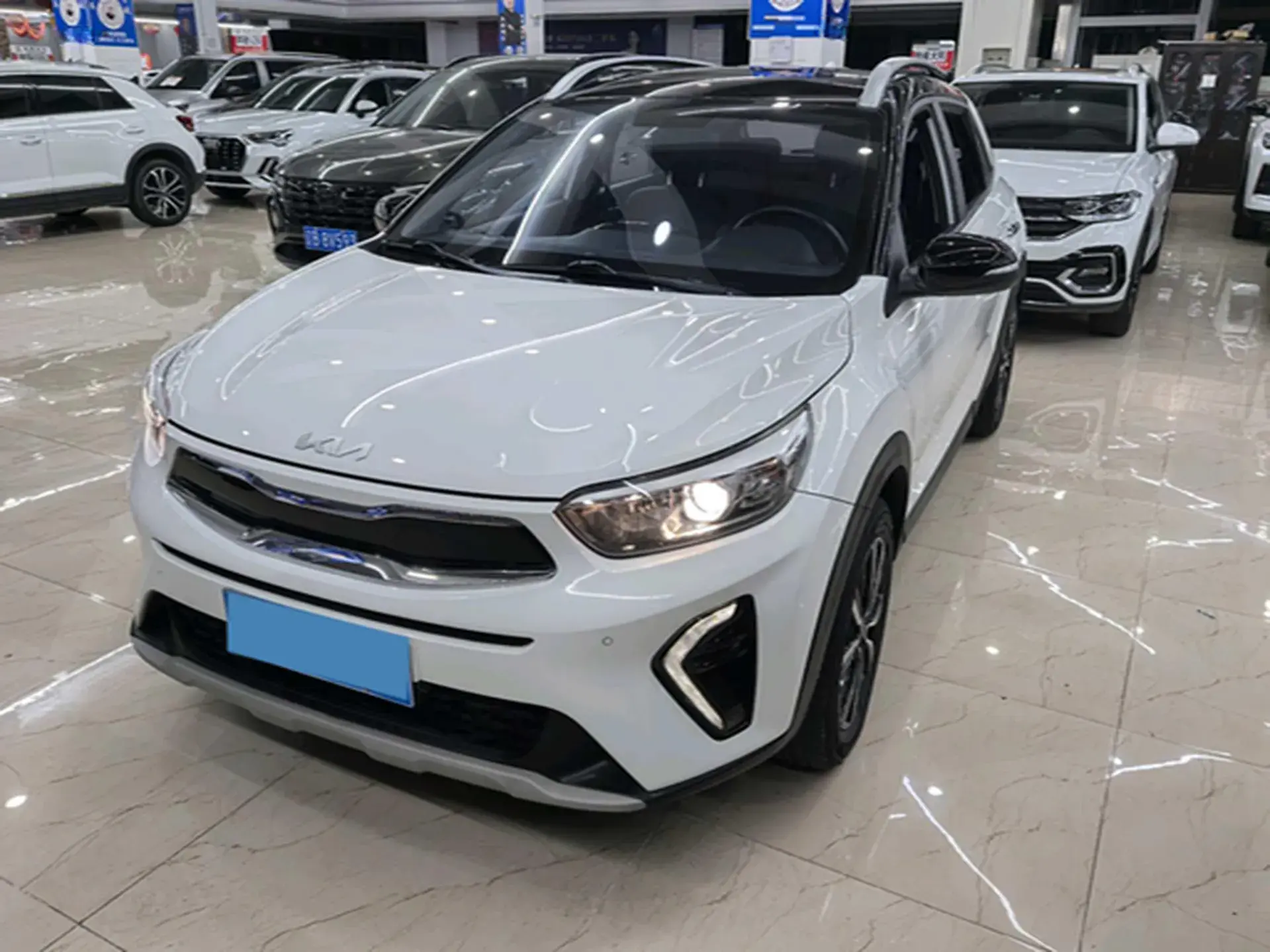 2021 KIA KX1 view 1