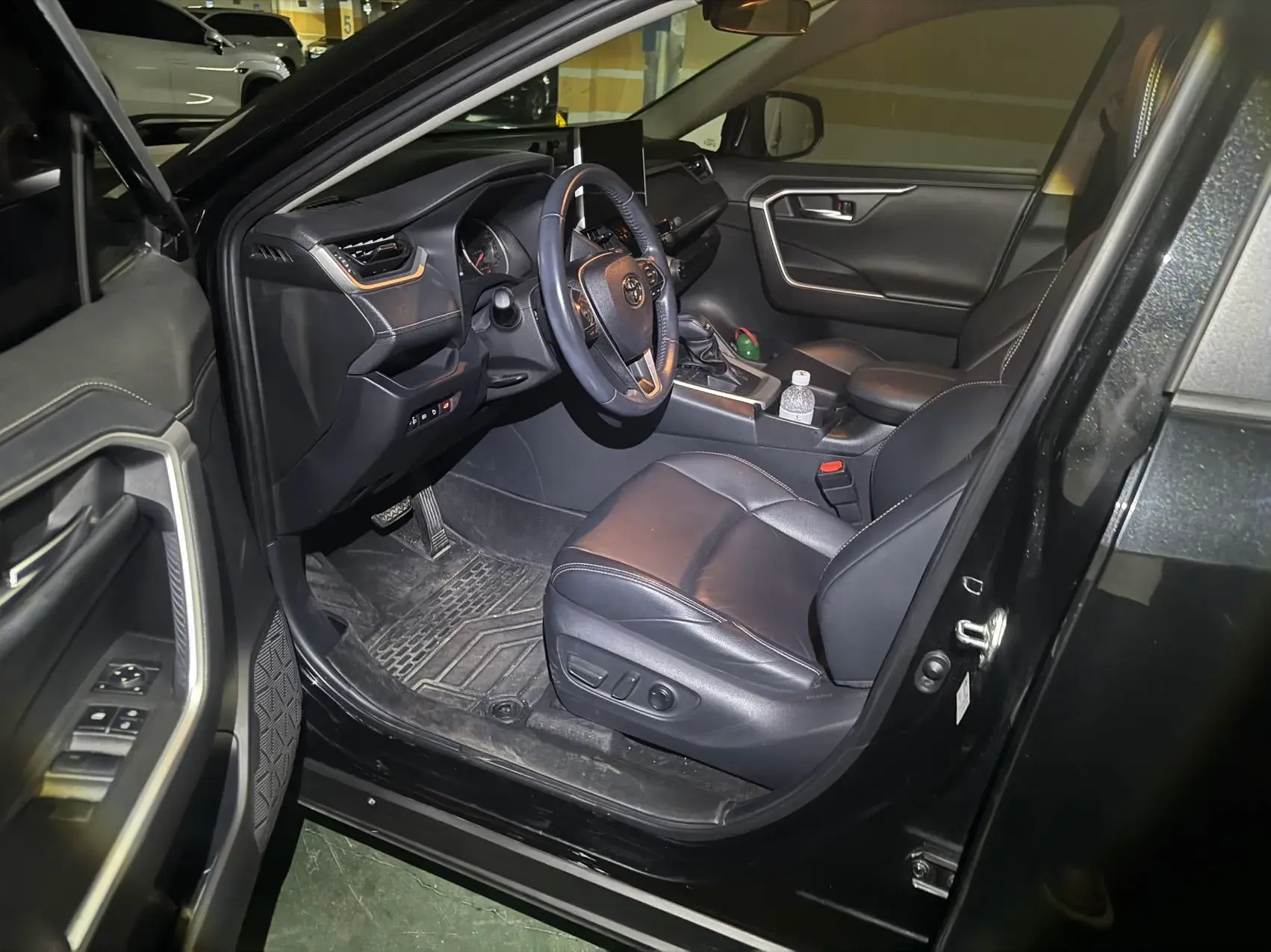 2020 TOYOTA WILDLANDER thumbnail 3